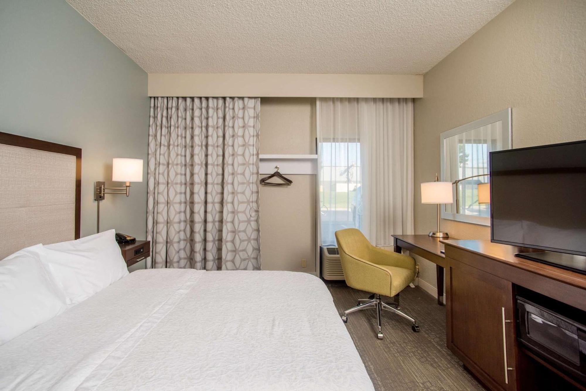 Hampton Inn Joplin Dış mekan fotoğraf