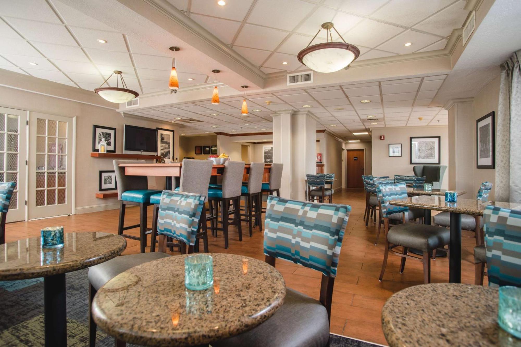 Hampton Inn Joplin Dış mekan fotoğraf